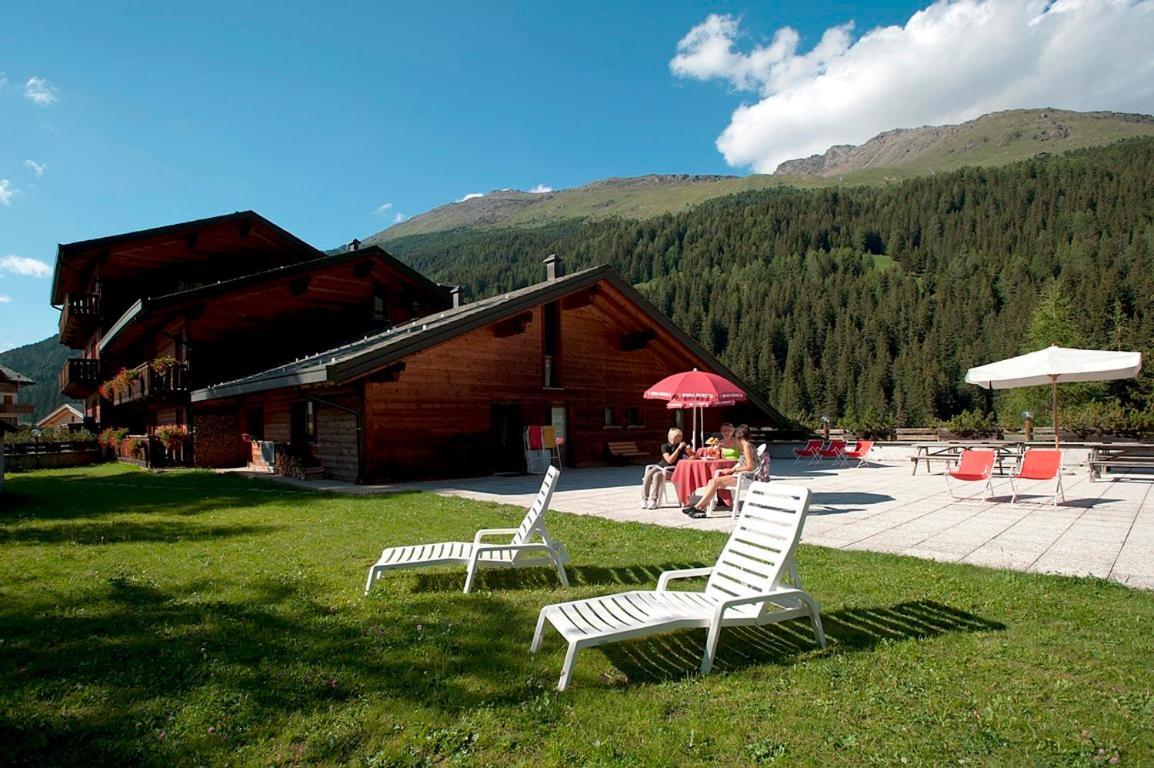Hotel Santa Caterina Santa Caterina Valfurva Exterior photo